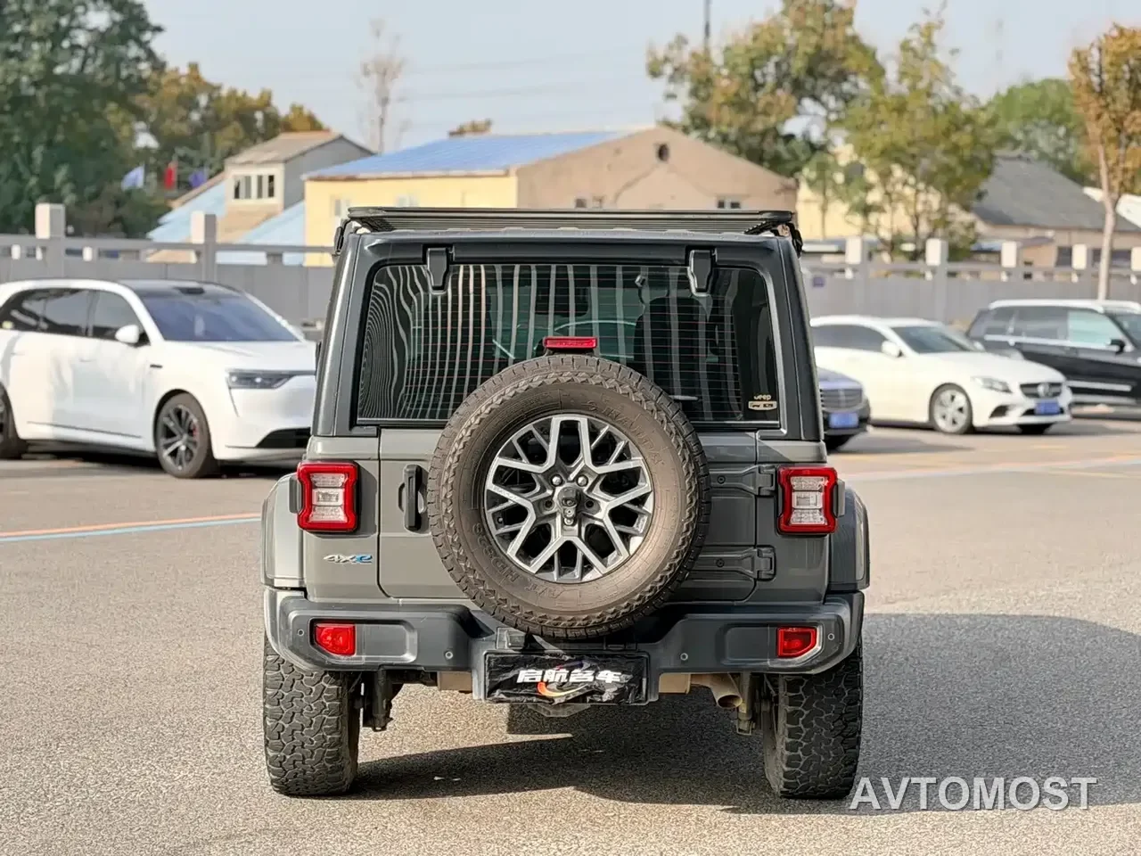 Jeep Wrangler 4xe 2021 4-Door 2.0T 4xe Sahara — фото 13