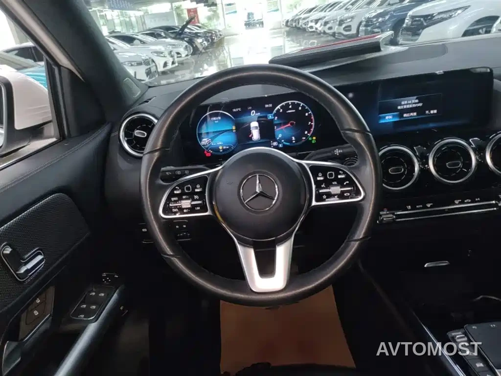 Mercedes-Benz GLA 2020 GLA 180 — фото 3