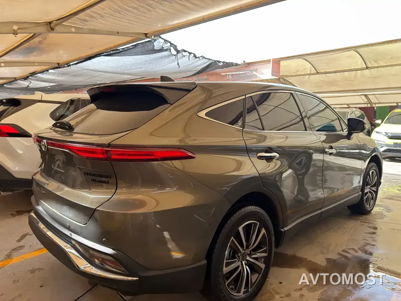 Toyota Lingfang HARRIER 2022 Hybrid 2.5L CVT 2WD Luxury Edition — фото 7