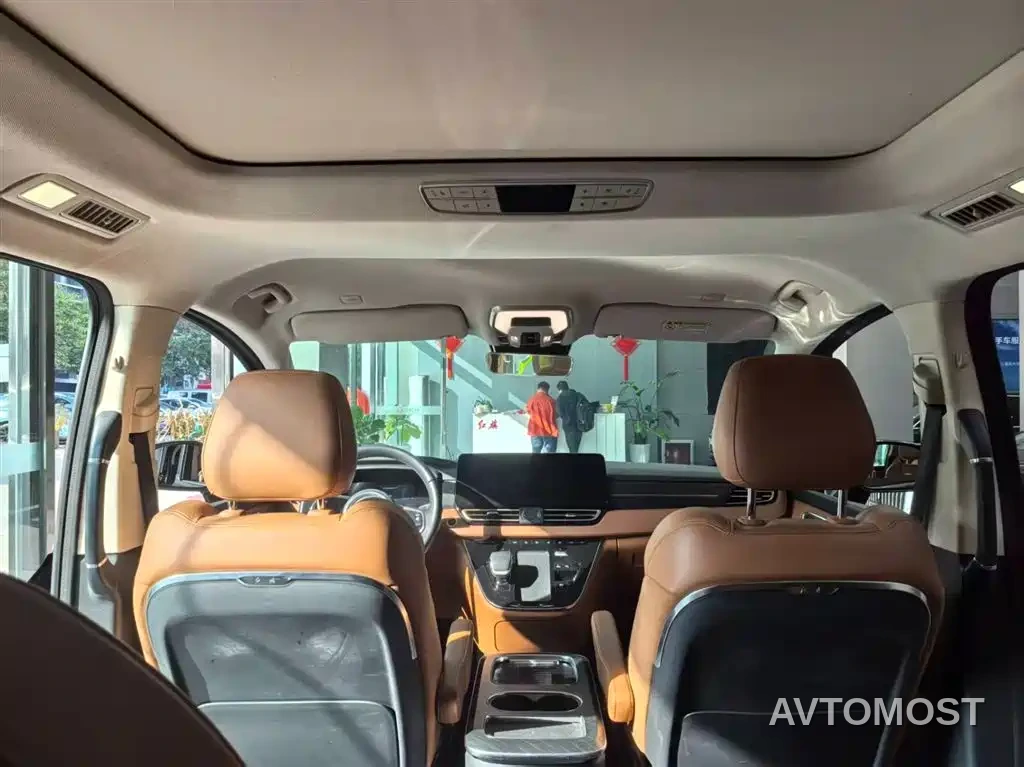 Hongqi HQ9 PHEV 2024 Model 2.0T AWD Business Edition — фото 5