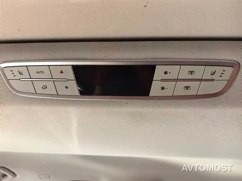 Hongqi HQ9 PHEV 2024 Model 2.0T AWD Business Edition — фото 10