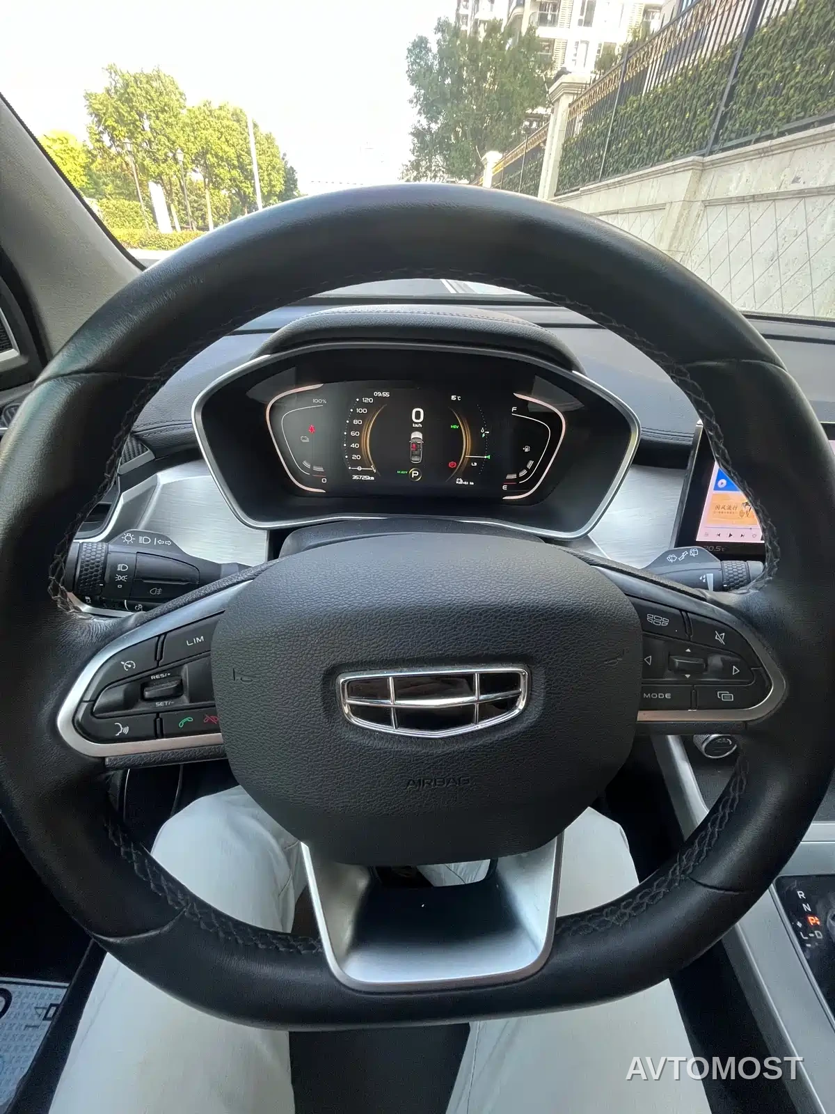 Geely Bin Yue New Energy 2020 1.5T ePro Higher — фото 11