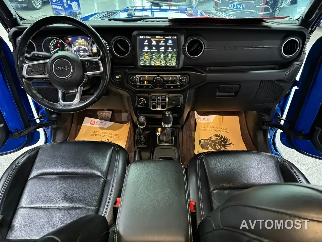 Jeep Wrangler 4xe 2021 4-Door 2.0T 4xe Sahara — фото 5