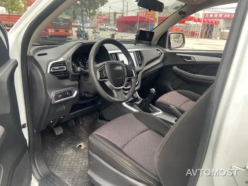 Isuzu Ruimai 2022 2.8T Classic Diesel 2WD Comfort Standard Wheelbase JE493ZLQ6E — фото 8
