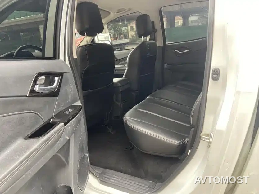 Isuzu Lingtuo 2020 2.5T 2WD Automatic Flagship Edition China VI Extended Version JE4D25Q6A — фото 12