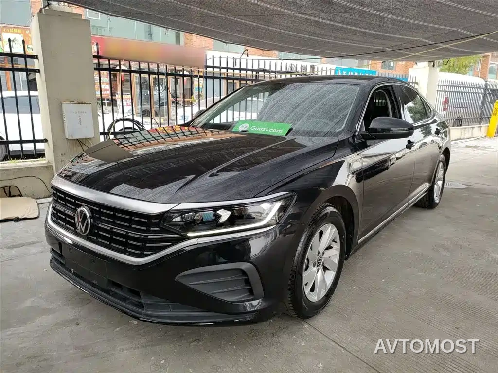 Volkswagen Passat 2022 280TSI Business Edition — фото 1