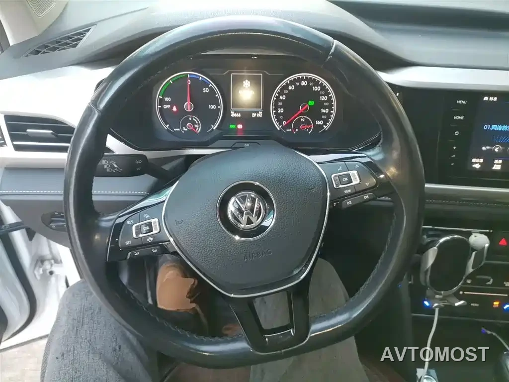 Volkswagen Tharu New Energy 2021 Panorama Premium Edition — фото 3