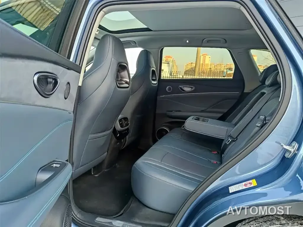 BYD Hai Shi 07 DM-i 2025 150 Pilot+ Edition — фото 10