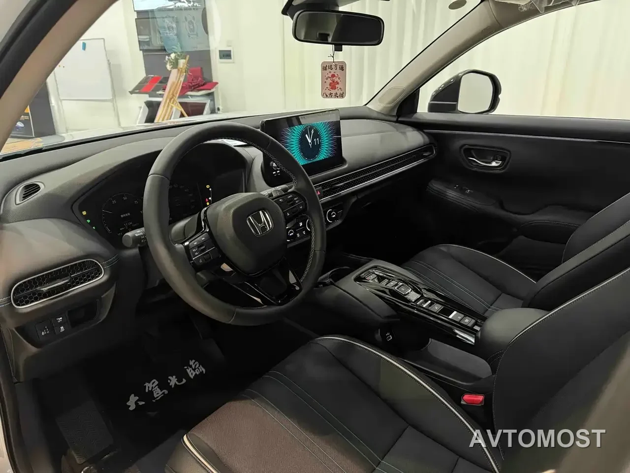 Honda HR-V 2023 2.0L e:HEV Dynamic Smart Edition — фото 4