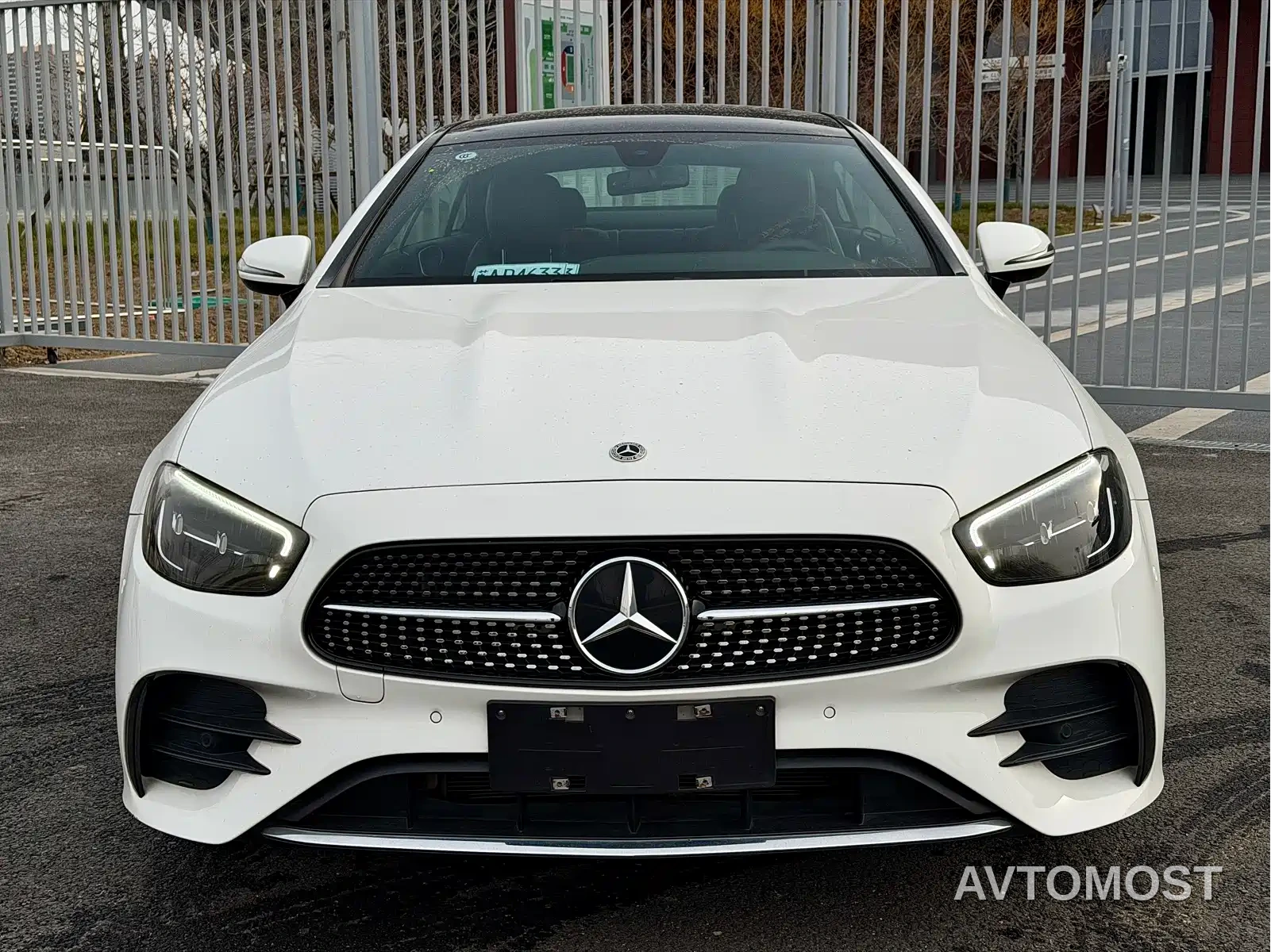 Mercedes-Benz E-Class (Import) 2023 E 260 Coupe — фото 3