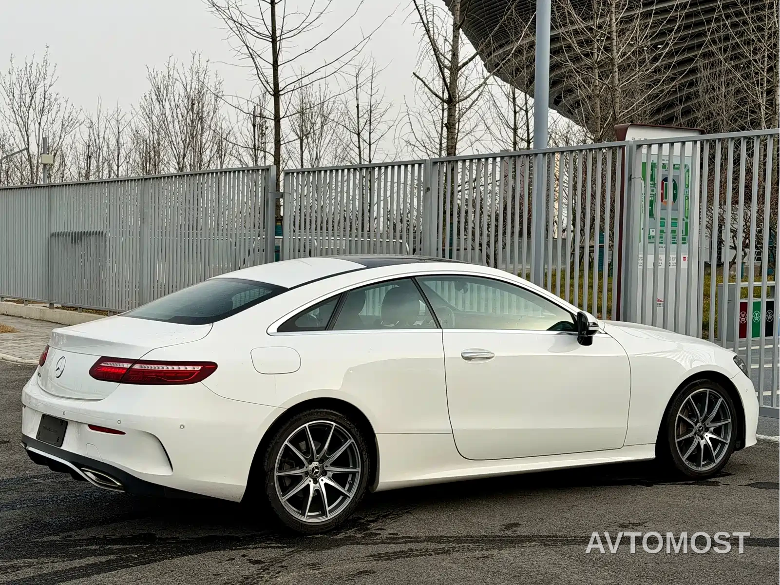 Mercedes-Benz E-Class (Import) 2023 E 260 Coupe — фото 6
