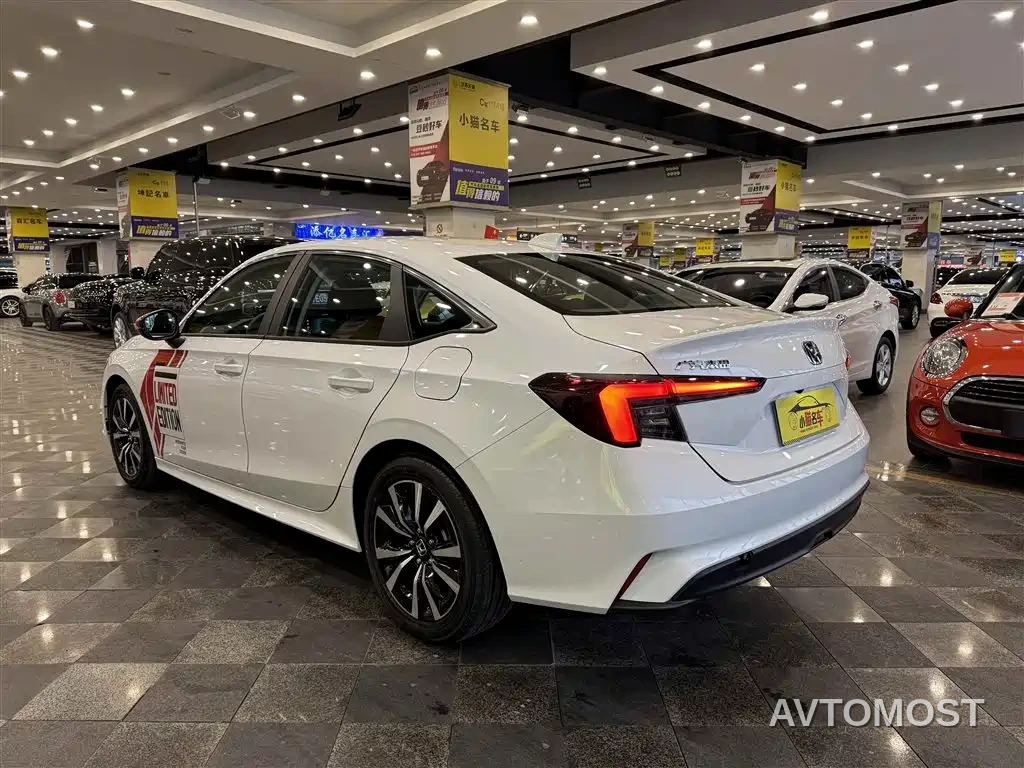 Honda Integra 2023 2.0L e:HEV Sharp Tech Edition — фото 34