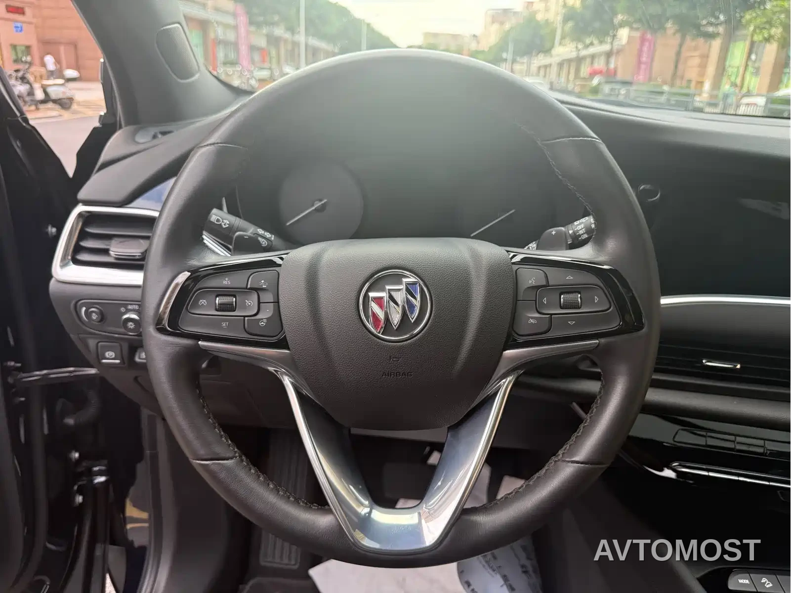 Buick Enclave 2022 652T AWD Premium Flagship 6-Seater — фото 10