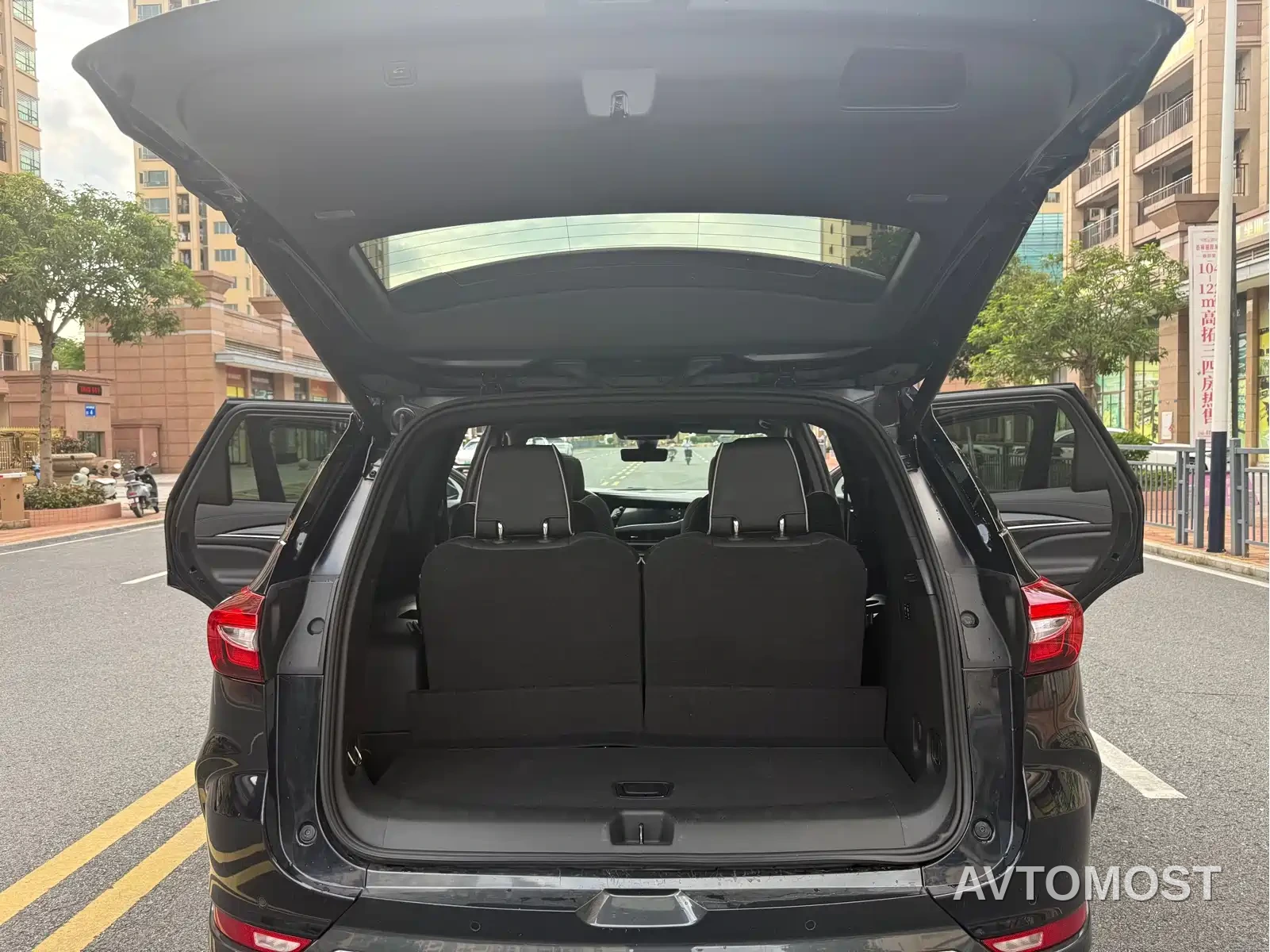 Buick Enclave 2022 652T AWD Premium Flagship 6-Seater — фото 17