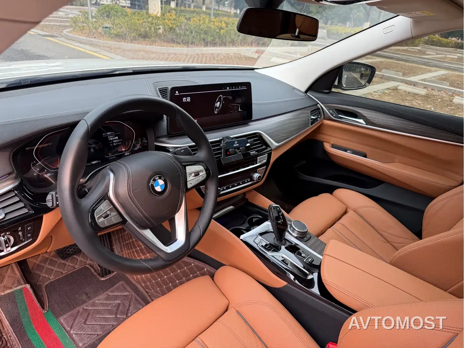 BMW 6 Series GT 2022 Model 630i Luxury Design Package — фото 4
