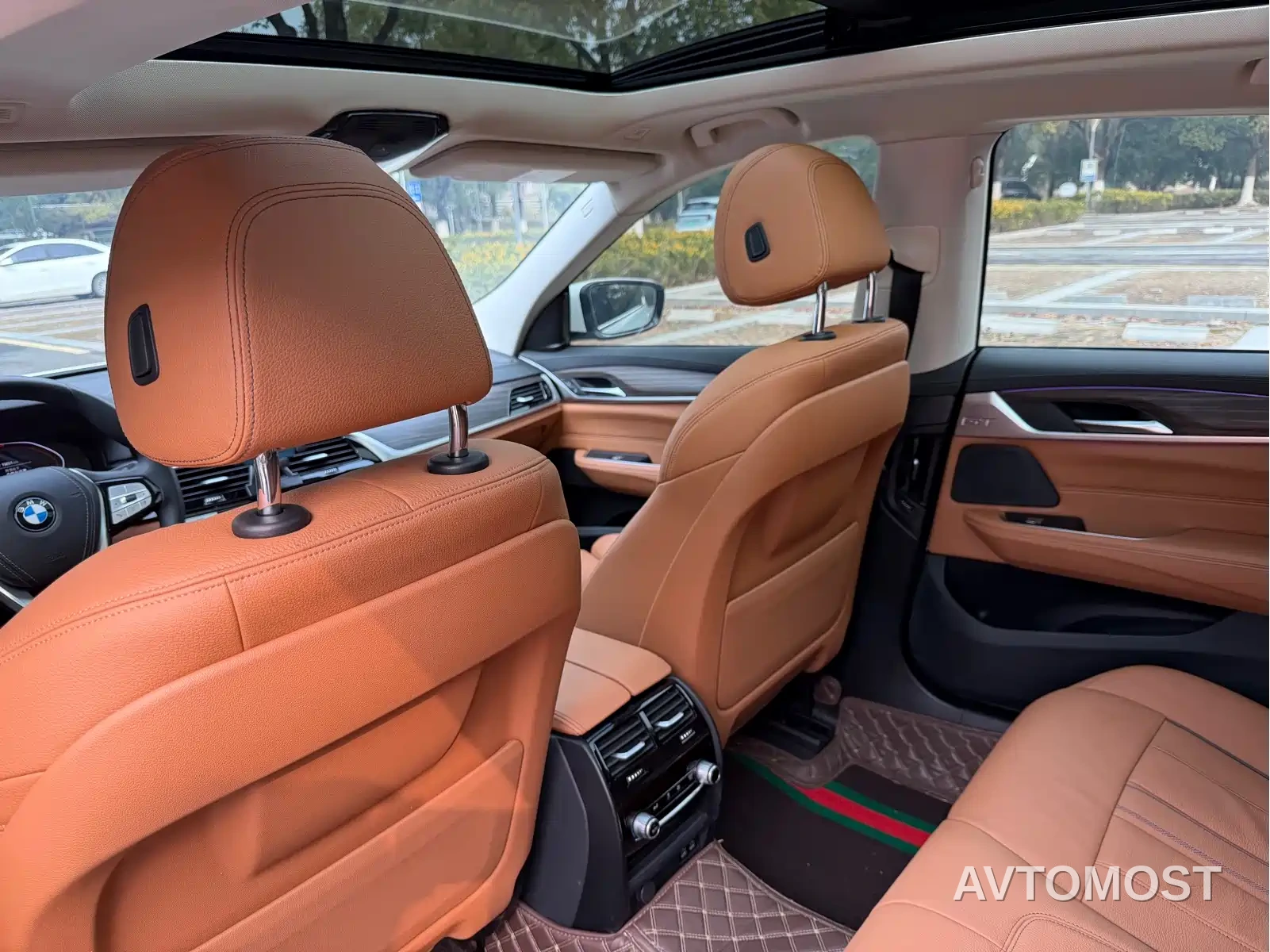 BMW 6 Series GT 2022 Model 630i Luxury Design Package — фото 6