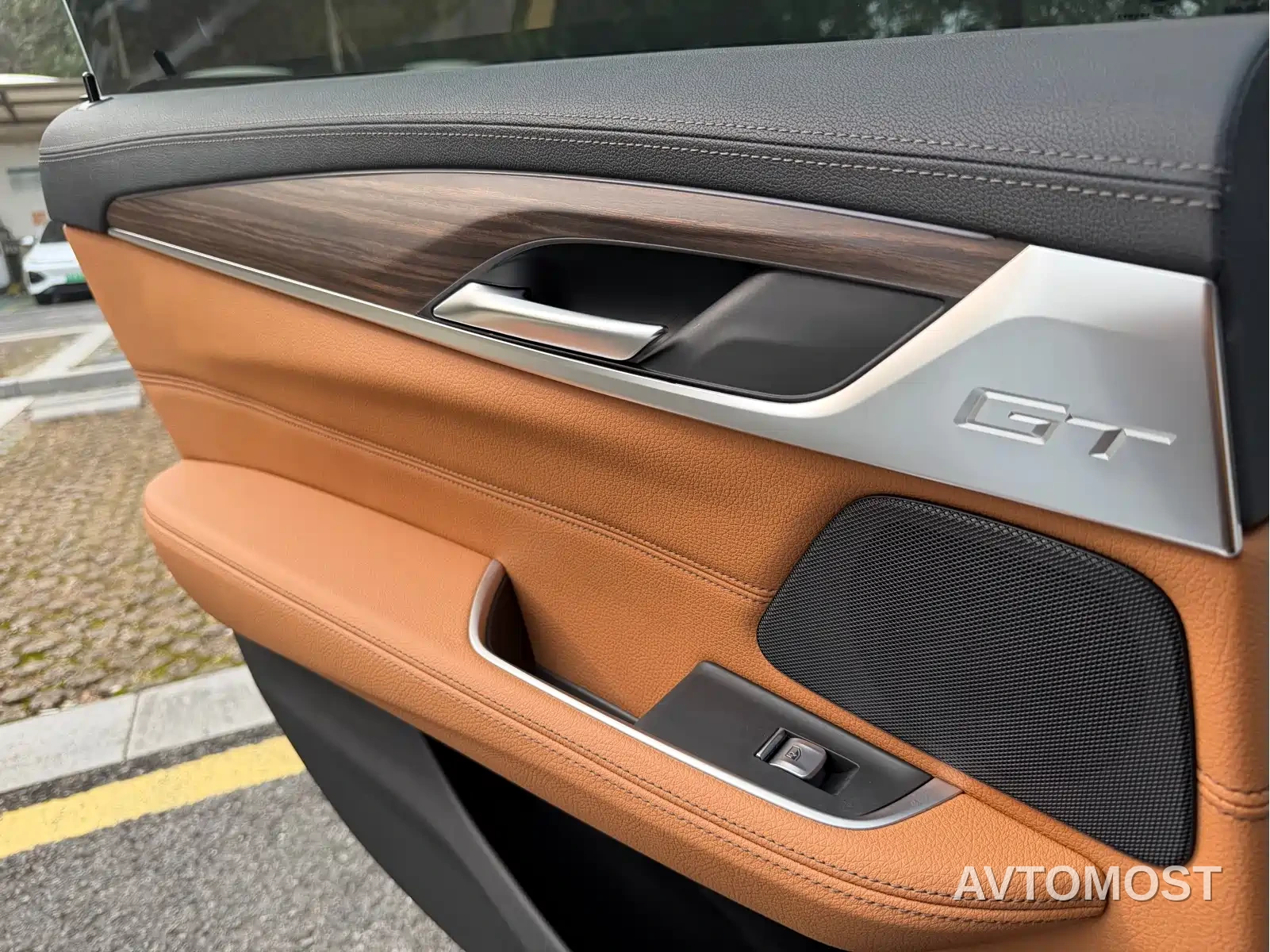 BMW 6 Series GT 2022 Model 630i Luxury Design Package — фото 9