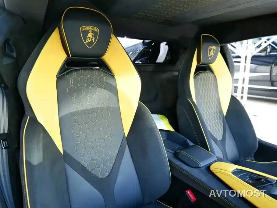Lamborghini Revuelto 2023 6.5L PHEV Standard — фото 13