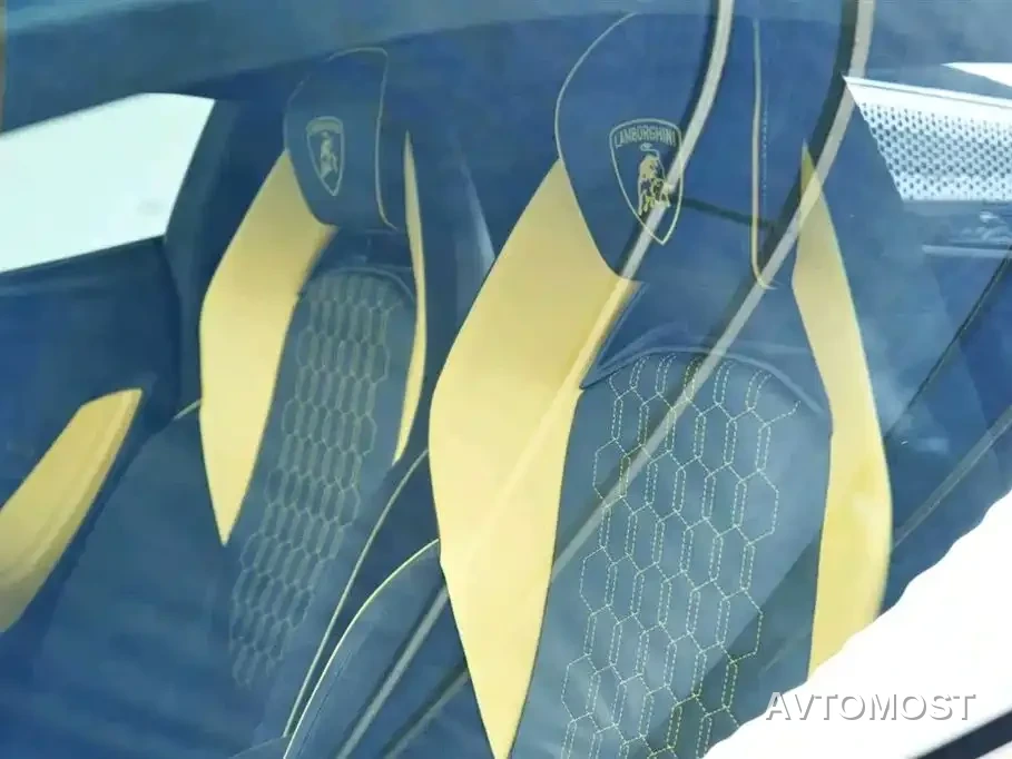 Lamborghini Revuelto 2023 6.5L PHEV Standard — фото 15