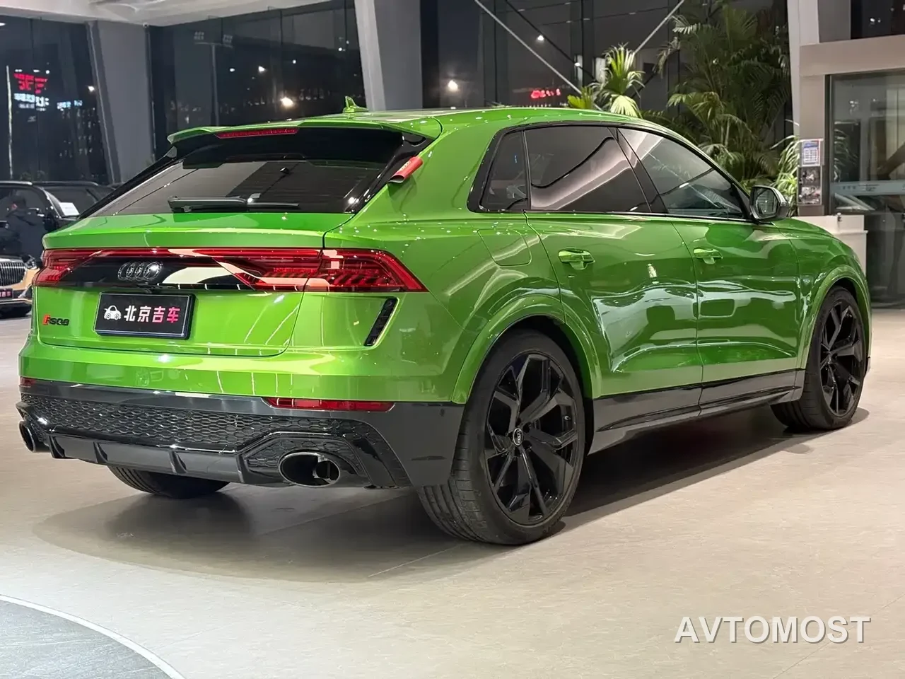 Audi RS Q8 2022 RS Q8 4.0T — фото 6