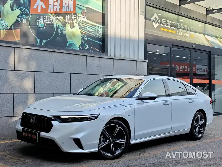 Honda Inspire Hybrid 2023 e:PHEV Premium Edition