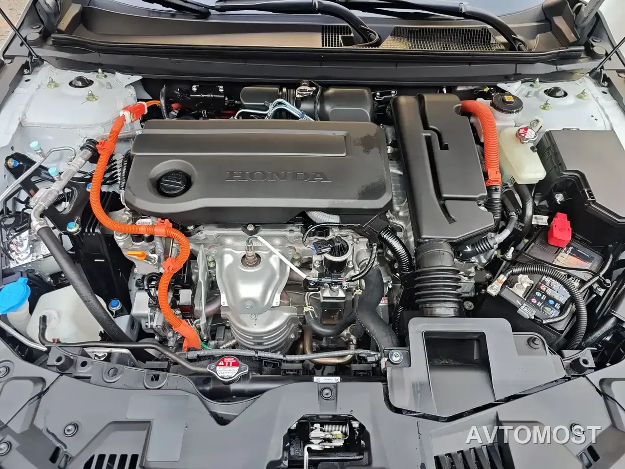 Honda Inspire Hybrid 2023 e:PHEV Premium Edition — фото 14