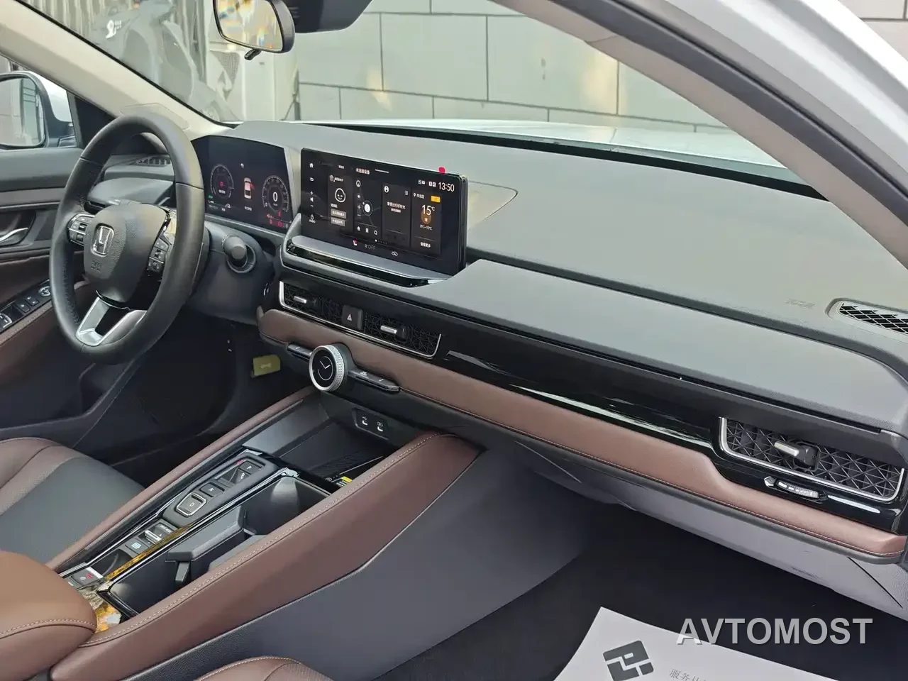 Honda Inspire Hybrid 2023 e:PHEV Premium Edition — фото 15