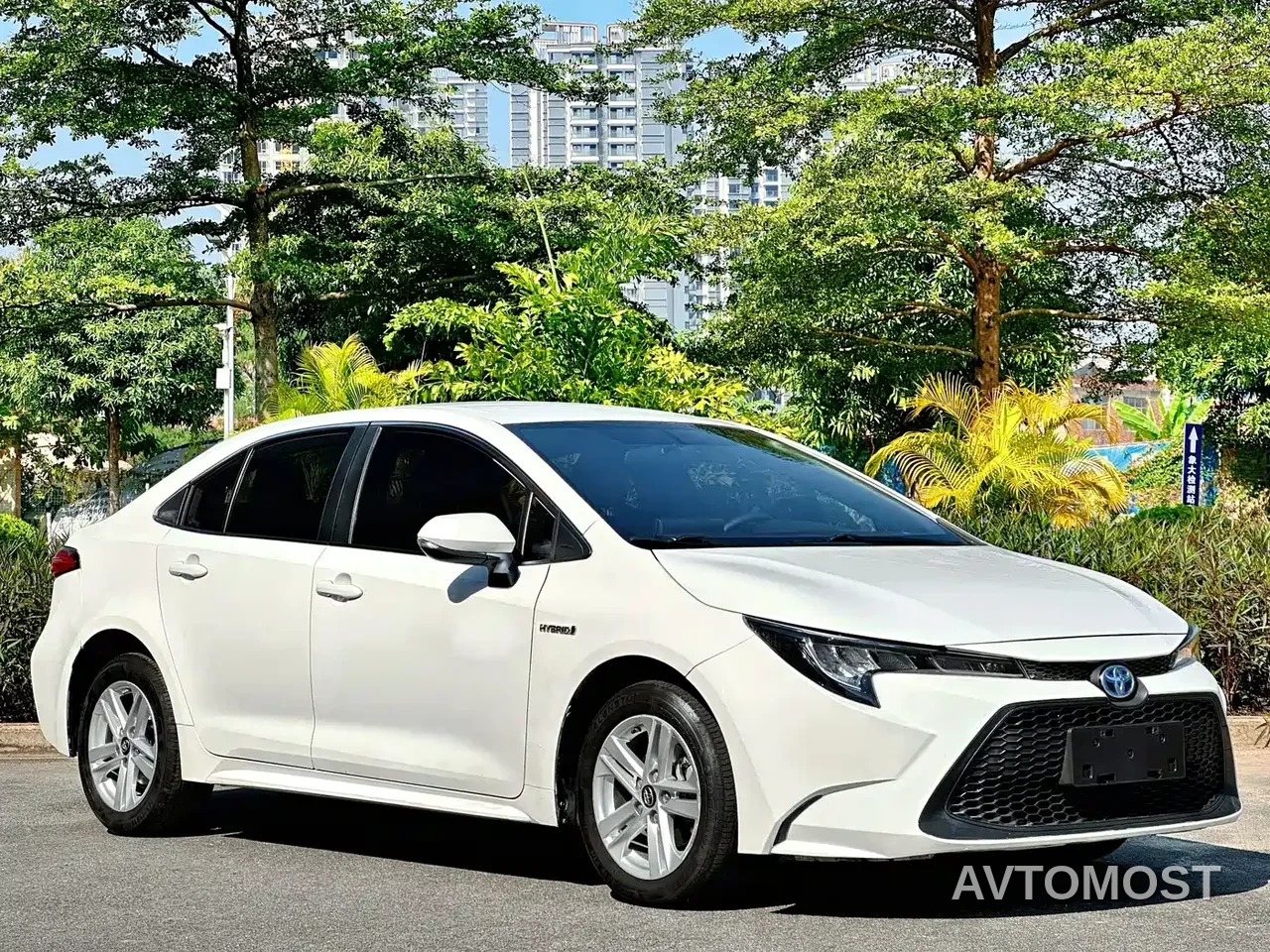 Toyota Levin 2022 Dual Engine 1.8H E-CVT Progressive Edition — фото 3