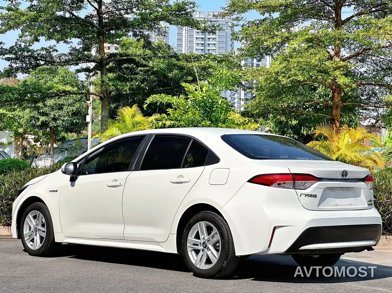 Toyota Levin 2022 Dual Engine 1.8H E-CVT Progressive Edition — фото 5