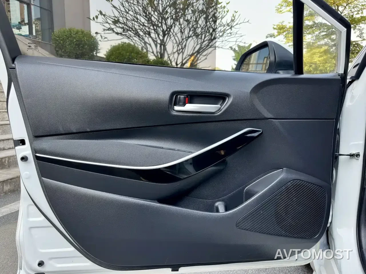 Toyota Levin 2022 Dual Engine 1.8H E-CVT Progressive Edition — фото 14