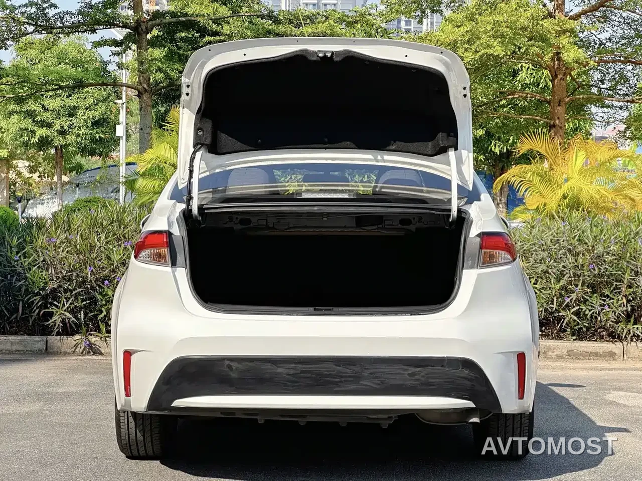 Toyota Levin 2022 Dual Engine 1.8H E-CVT Progressive Edition — фото 23