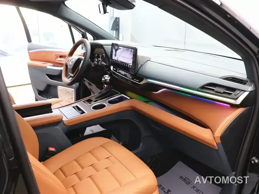 Lorinser High Roof Granvia Laurens Traveler 2026 Model 2.5L High Roof Traveler — фото 22