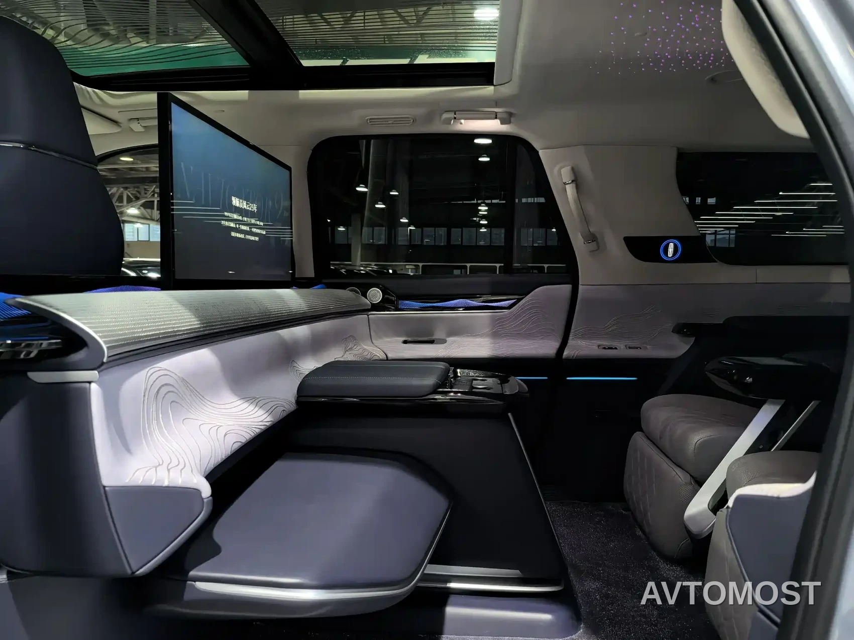 Lincoln Navigator One 2022 3.5T Navigator One — фото 16