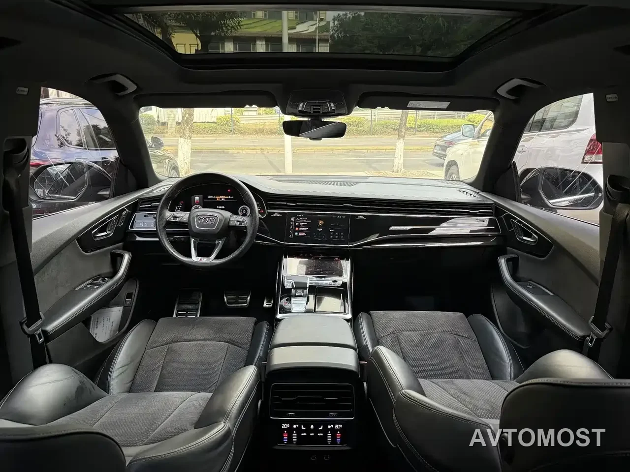 Audi Q8 2021 Model 55 TFSI Premium Dynamic — фото 7
