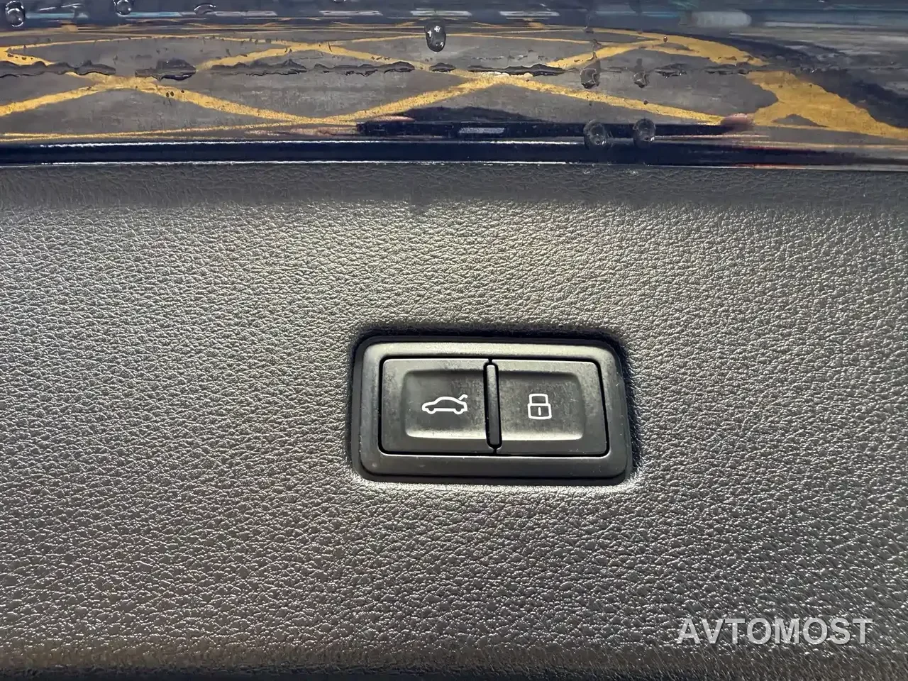 Audi Q8 2021 Model 55 TFSI Premium Dynamic — фото 12