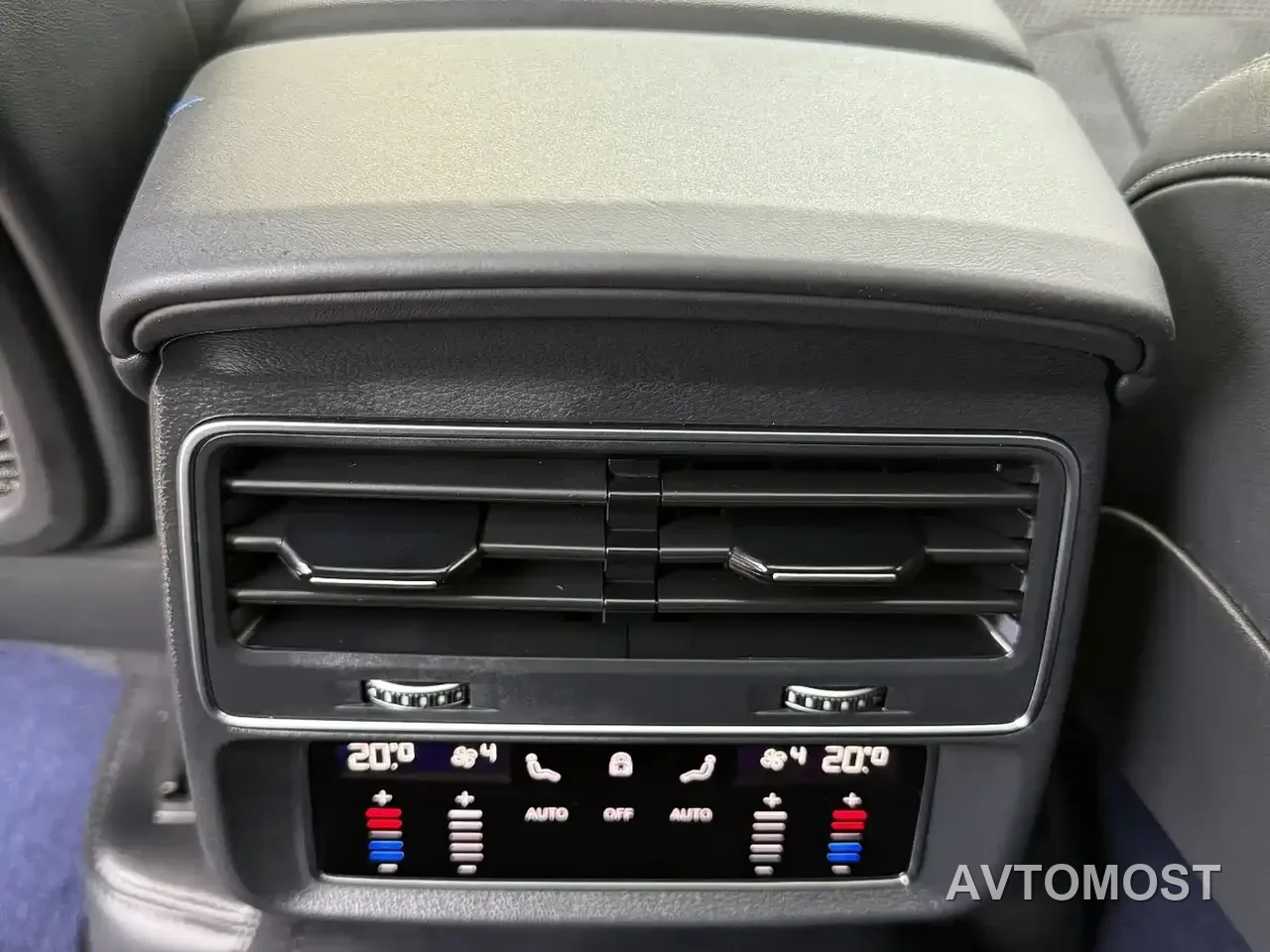 Audi Q8 2021 Model 55 TFSI Premium Dynamic — фото 14
