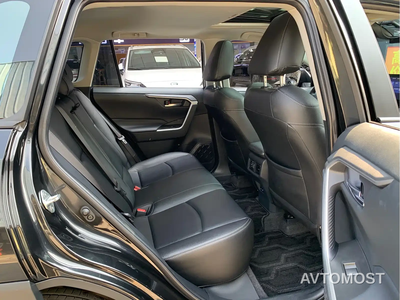 Toyota RAV4 Rongfang 2022 2.0L CVT 2WD Trend Edition — фото 13