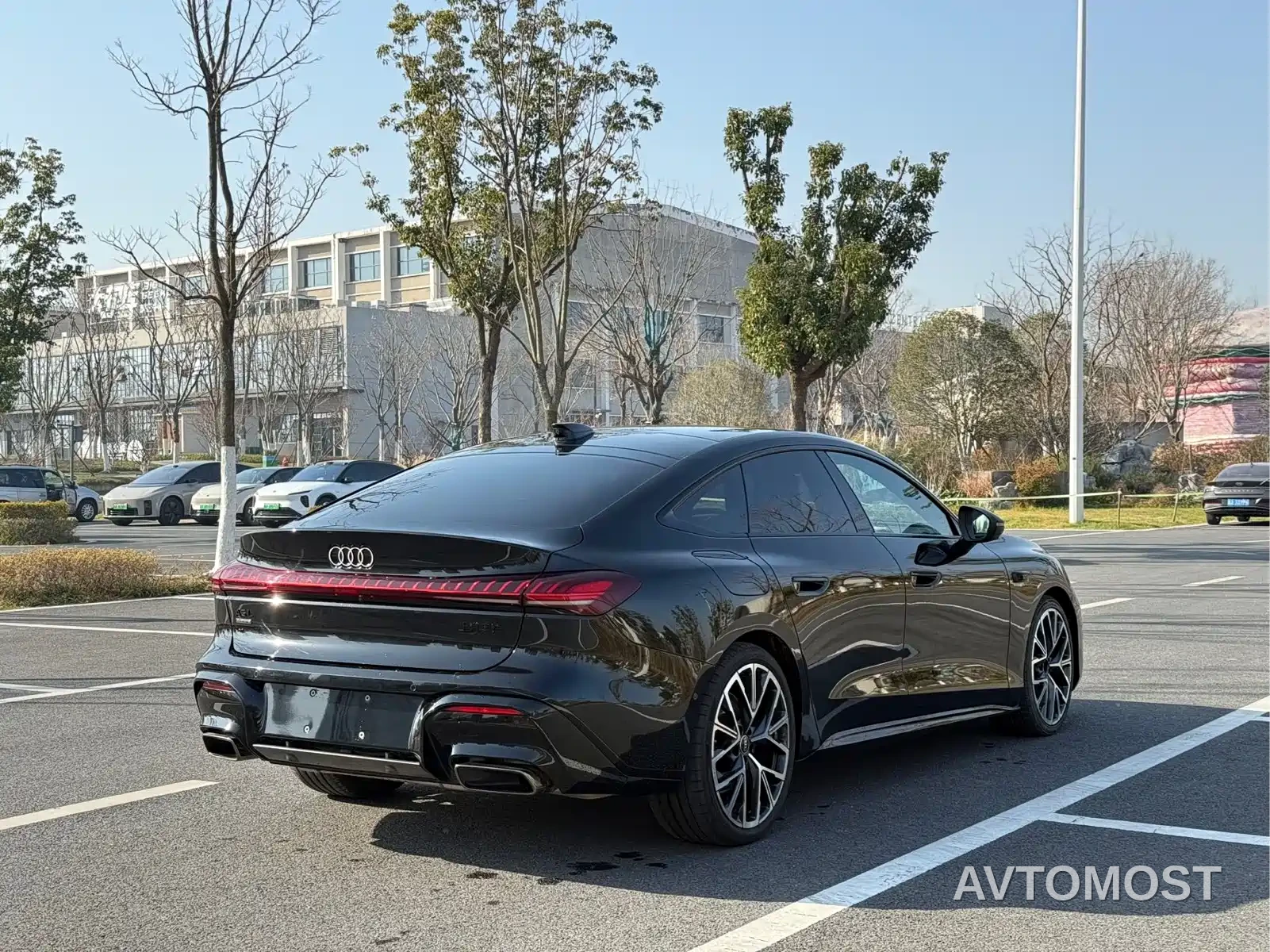 Audi A5L Sportback 2025 2.0T Zhiling quattro — фото 3