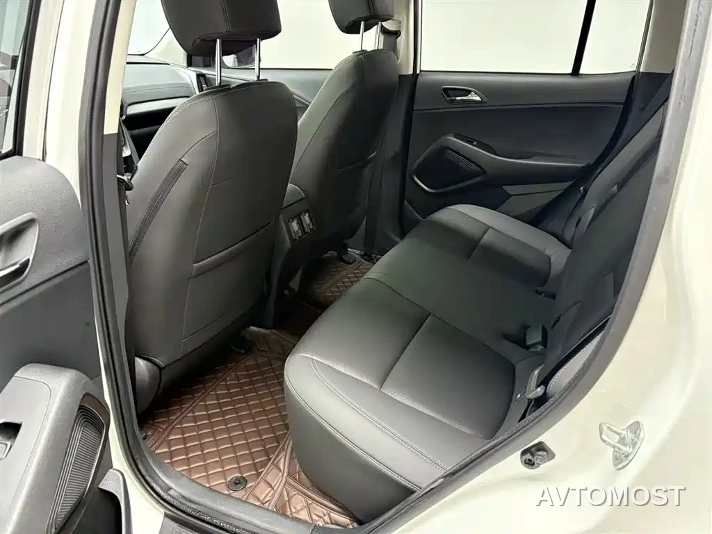 Hyundai Beijing Hyundai ix35 2021 2.0L Automatic 2WD GLS Leading Edition — фото 13