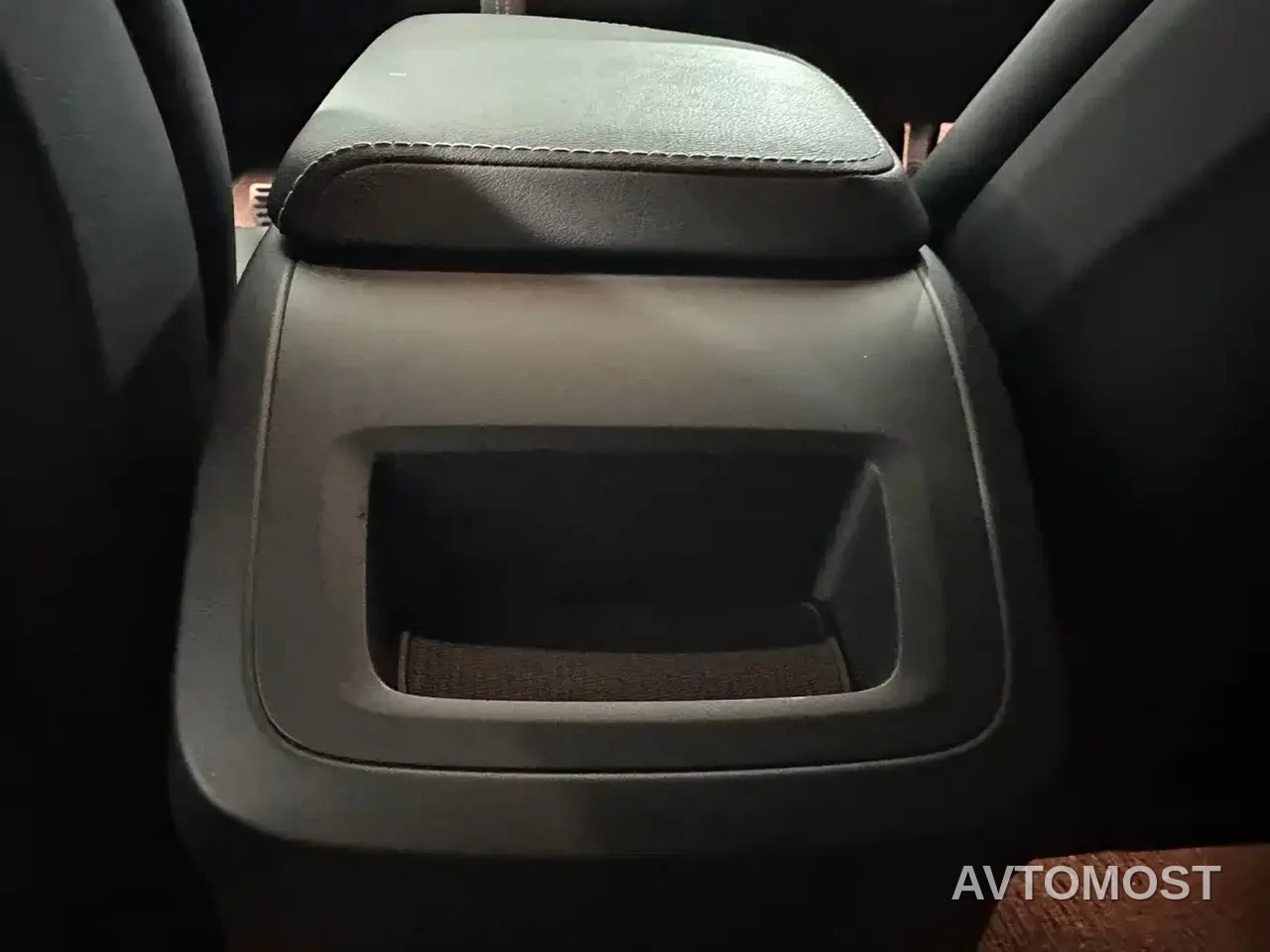 Volvo XC60 Plug-in Hybrid 2021 T8 E-Drive Hybrid Inscription Sport — фото 6