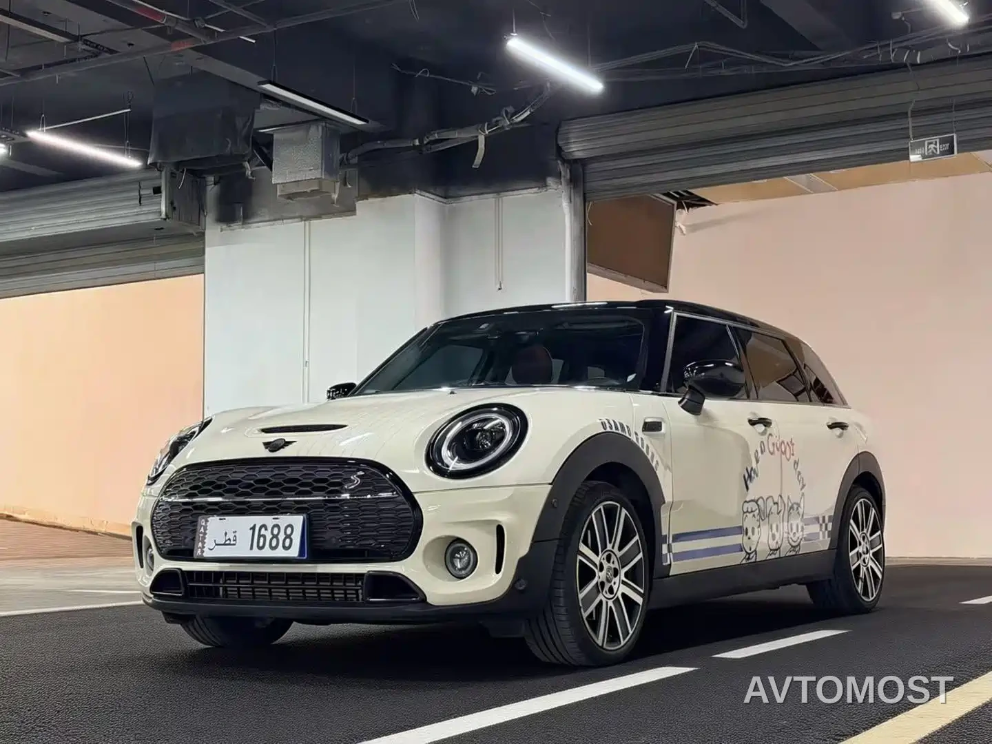 MINI CLUBMAN 2023 2.0T COOPER S Connoisseur — фото 1