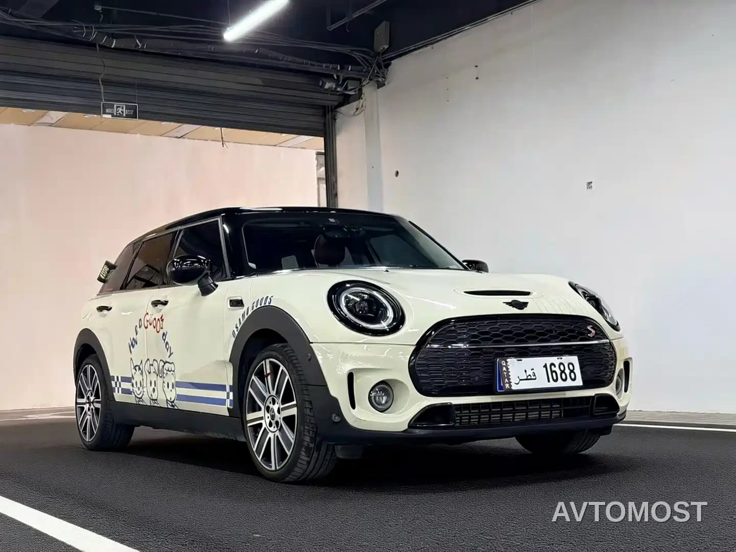 MINI CLUBMAN 2023 2.0T COOPER S Connoisseur — фото 3