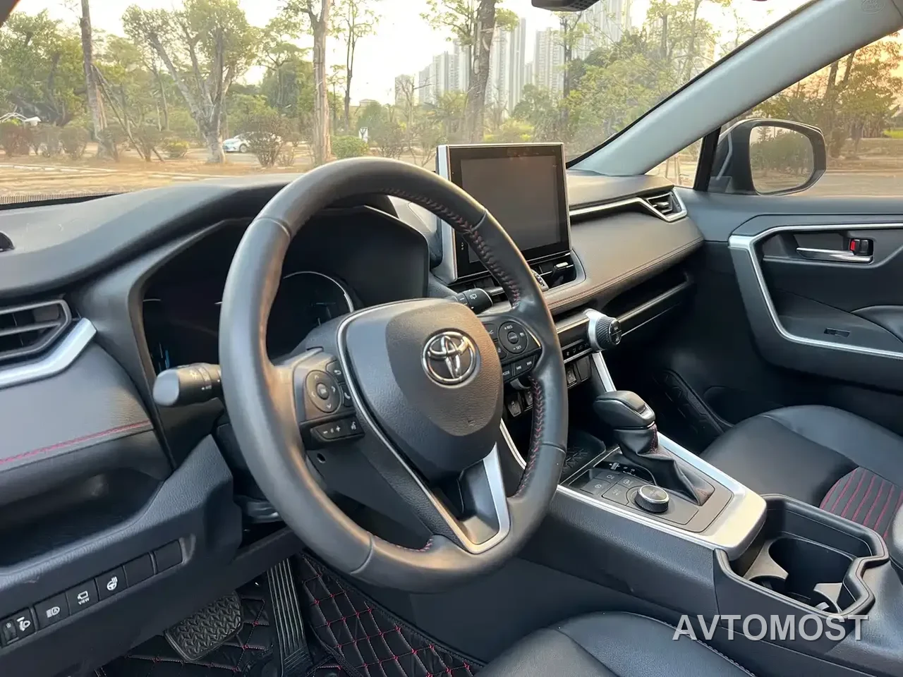 Toyota RAV4 Rongfang Dual Engine E+ 2022 2.5L 2WD Elite Pro — фото 15