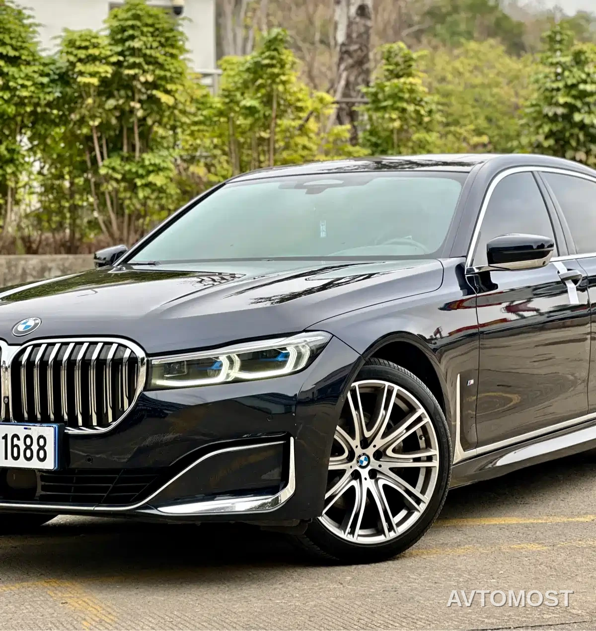 BMW 7 Series 2021 Model 740Li xDrive Executive Luxury Package — фото 7