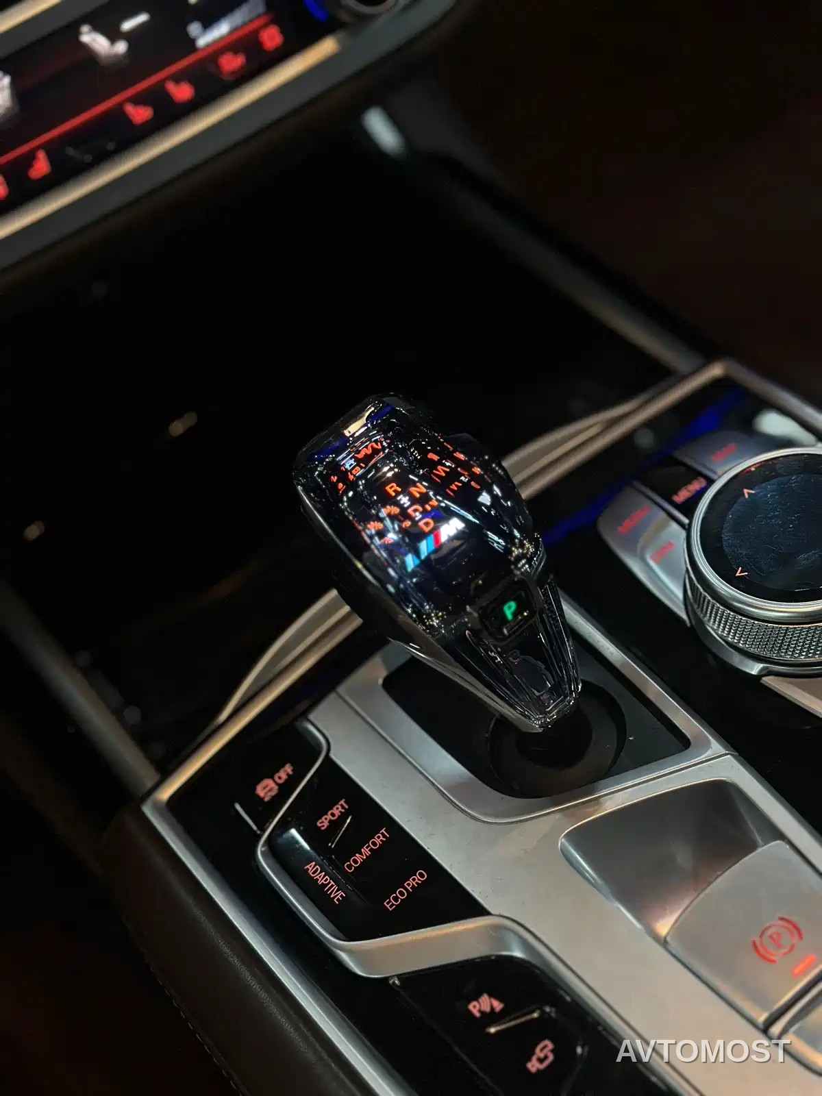 BMW 7 Series 2021 Model 740Li xDrive Executive Luxury Package — фото 14