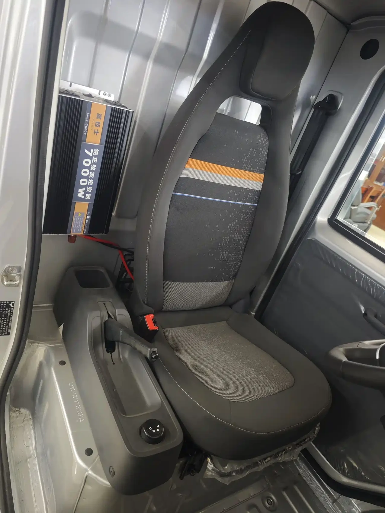Wuling E10 2023 Comfort Model — фото 9