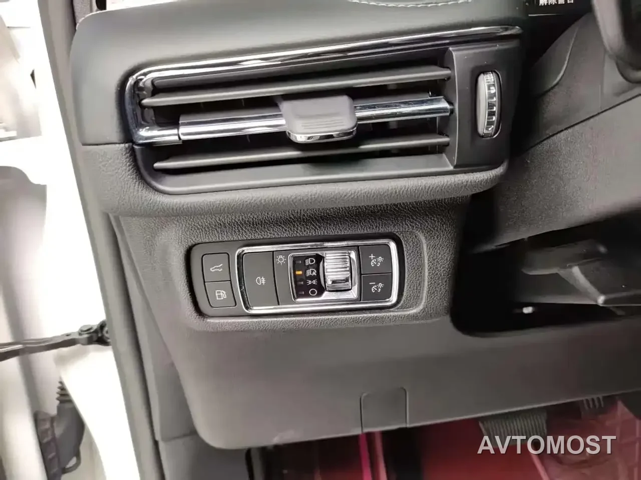 Lincoln Adventurer NEV 2021 PHEV 4WD e-Enjoy Edition — фото 26