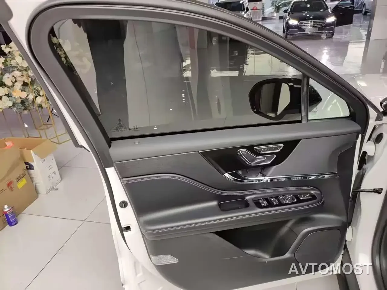 Lincoln Adventurer NEV 2021 PHEV 4WD e-Enjoy Edition — фото 28
