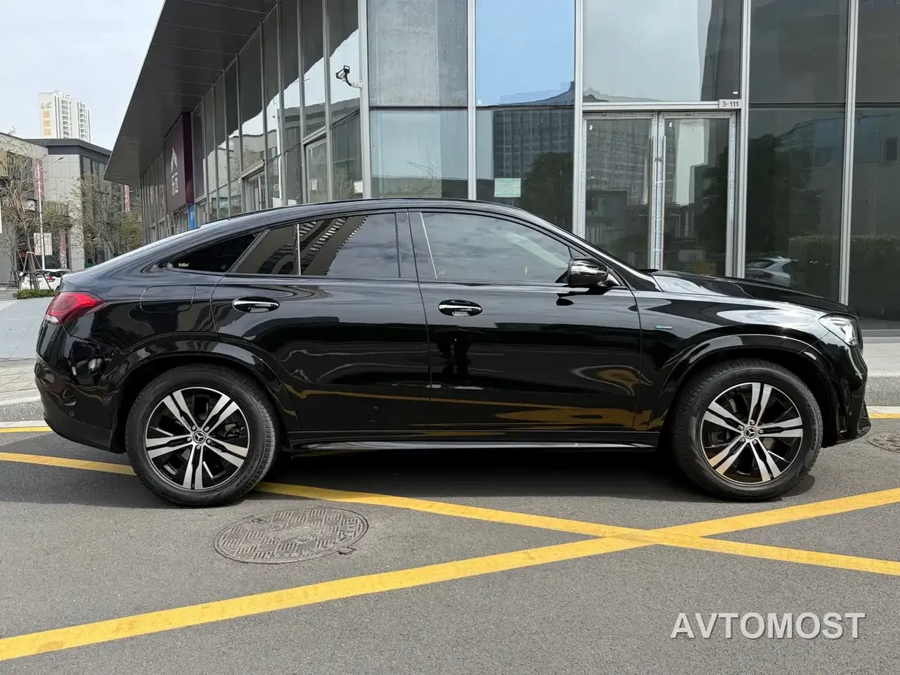 Mercedes-Benz GLE Coupe New Energy 2021 GLE 350 e 4MATIC Coupe SUV — фото 3
