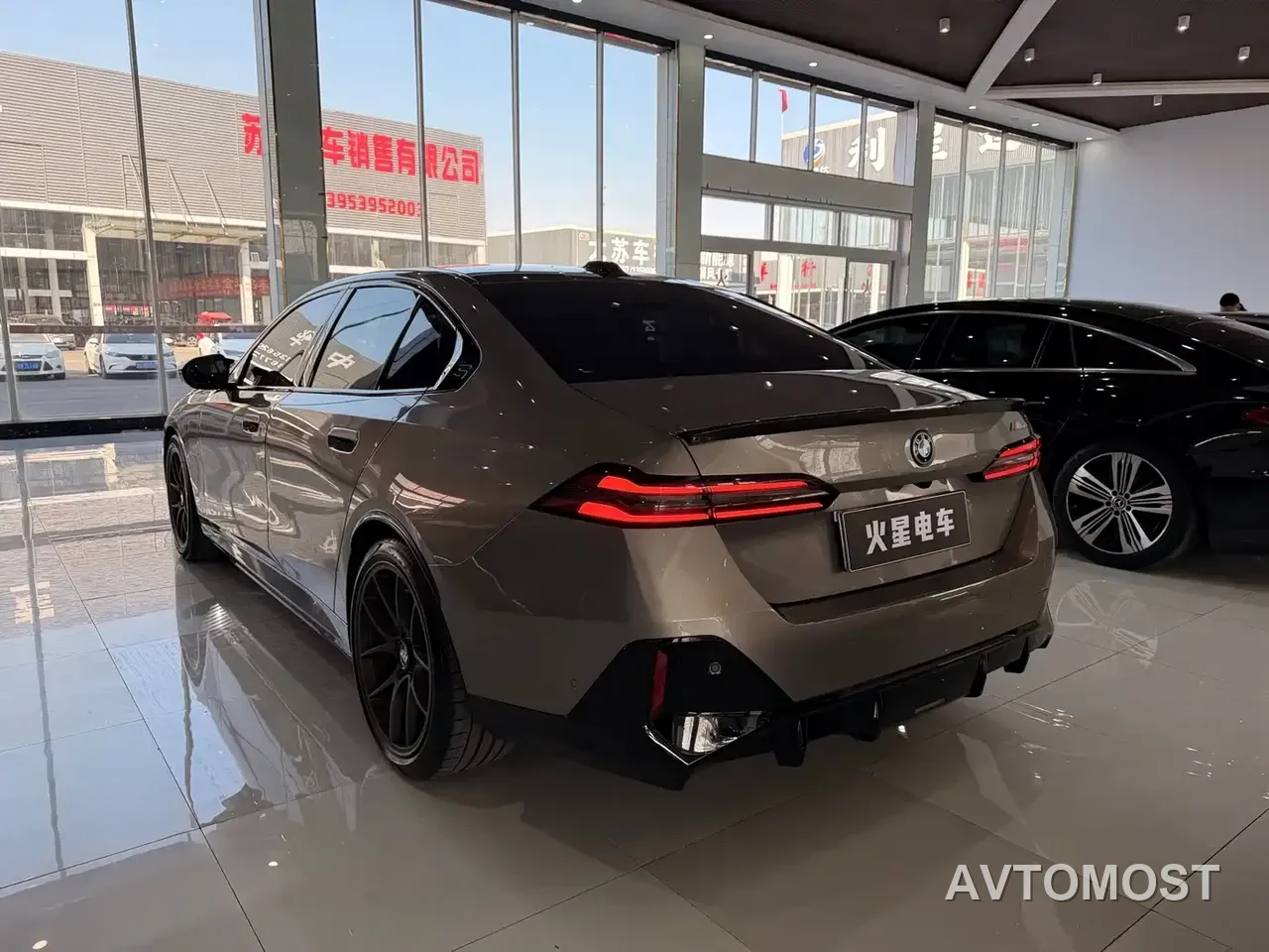BMW i5 M60 2024 xDrive M60 — фото 20